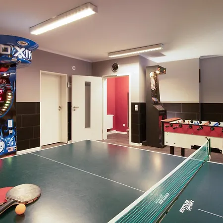 Traumhaftes Mit Terrasse - Odins Blick 9 - Exklusiver Privatstrand, Sauna, Garten 아파트 로베